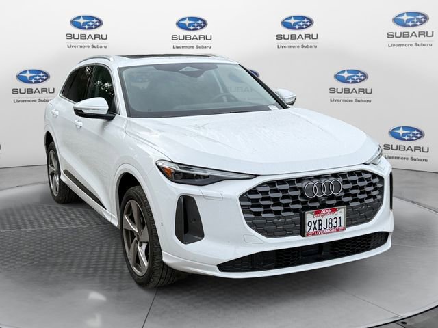 Used 2025 Audi Q5 Premium Plus w/ Premium Plus