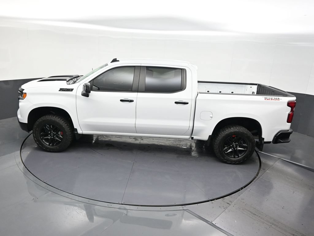 Used 2024 Chevrolet Silverado 1500 LT Trail Boss AWD/4WD image 16
