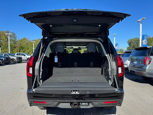 New 2025 Ford Expedition Active image 25