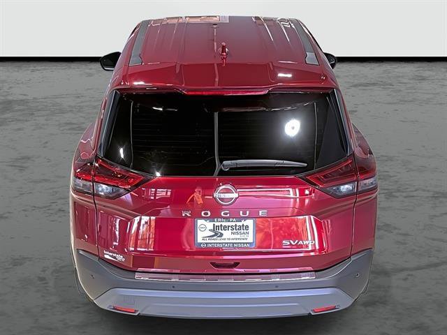 Used 2023 Nissan Rogue SV AWD/4WD image 3