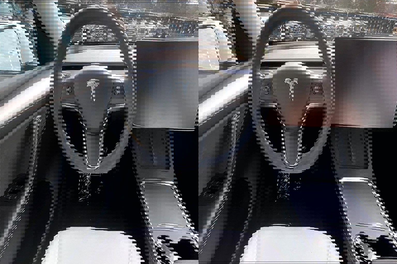 Used 2023 Tesla Model Y Long Range image 5