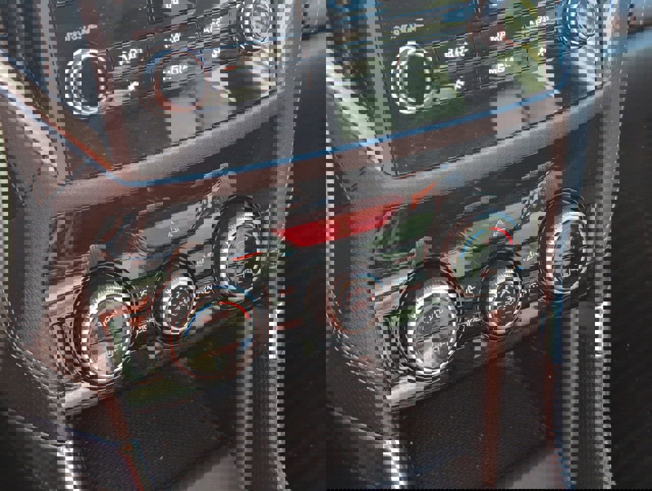 Used 2023 Subaru Forester Touring image 23