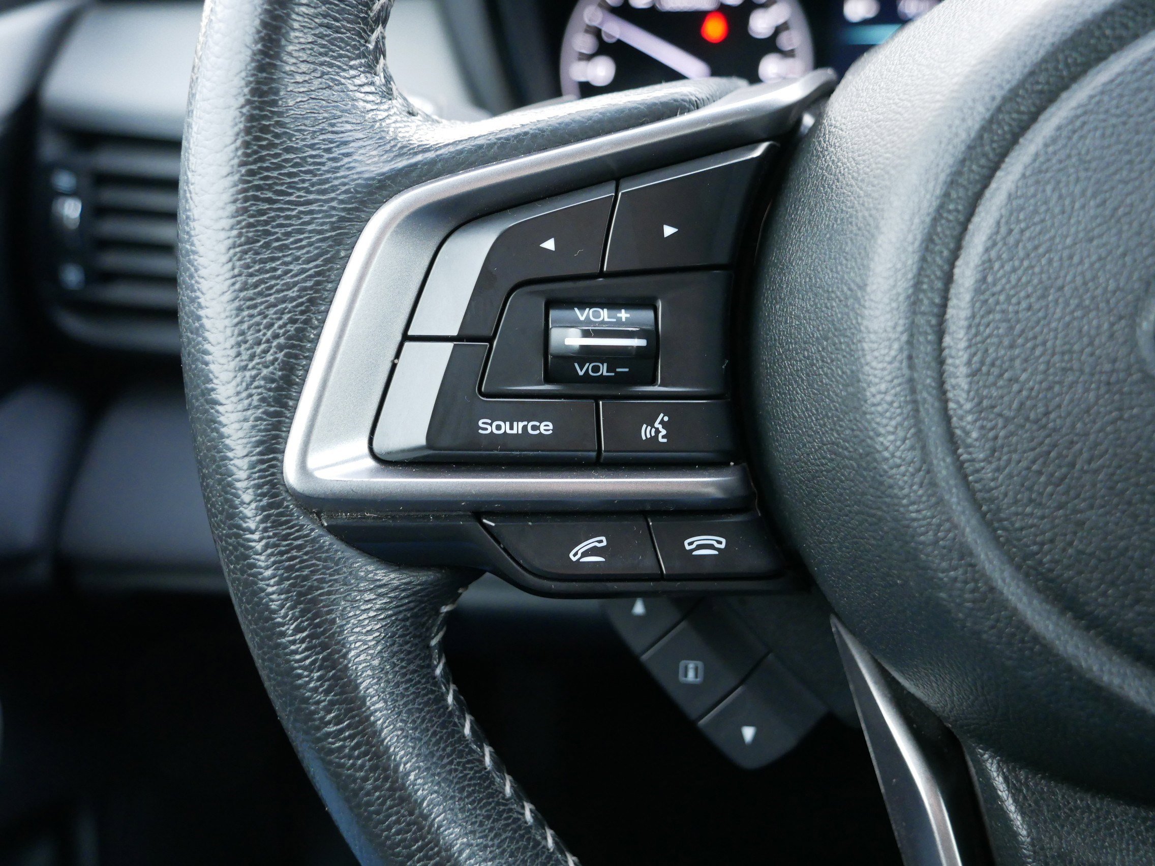 Used 2020 Subaru Outback Premium image 31