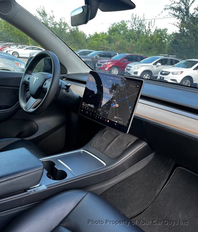 Used 2021 Tesla Model Y Long Range AWD/4WD image 22