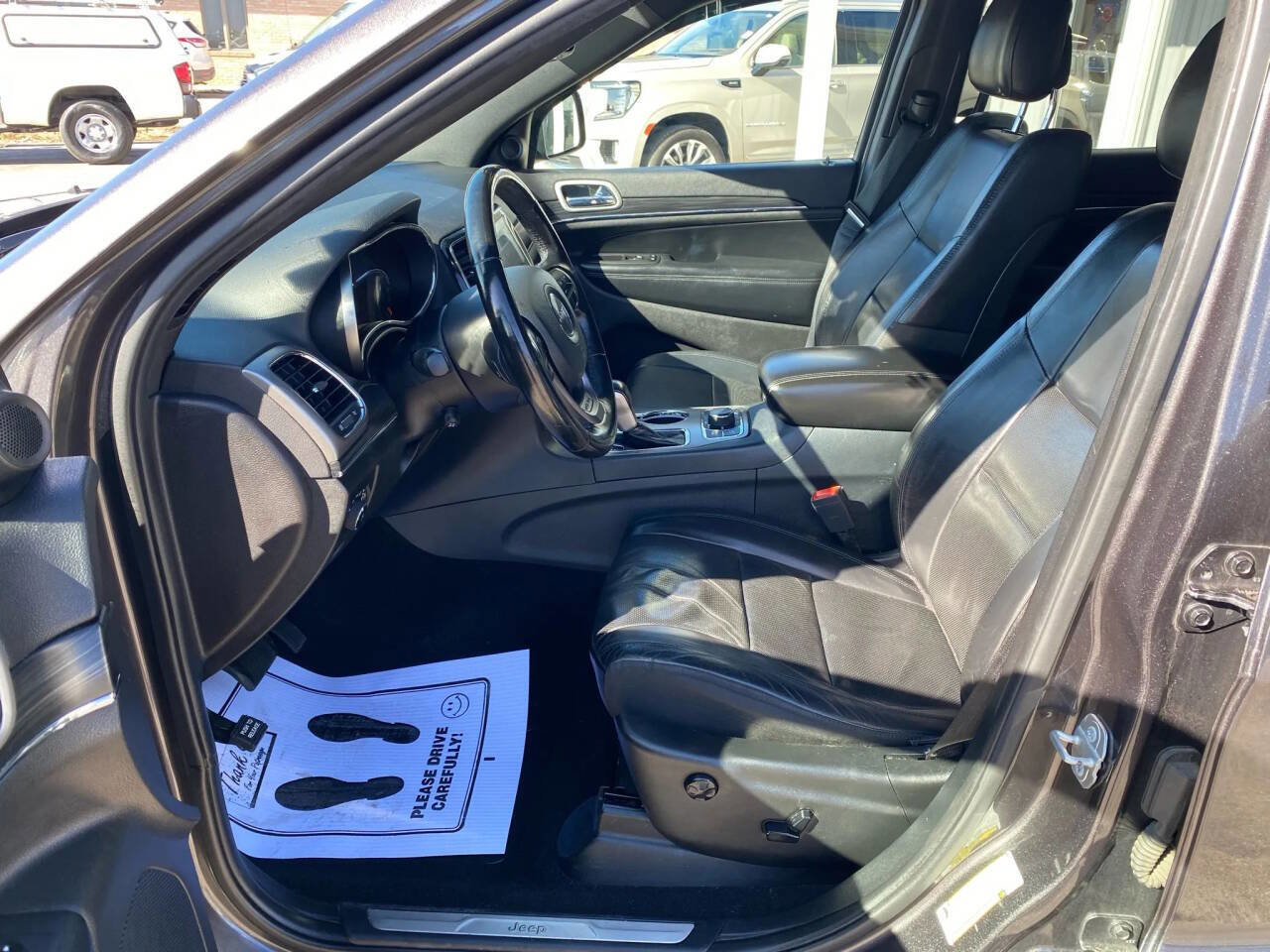 Used 2020 Jeep Grand Cherokee Limited w/ Luxury Group II image 11