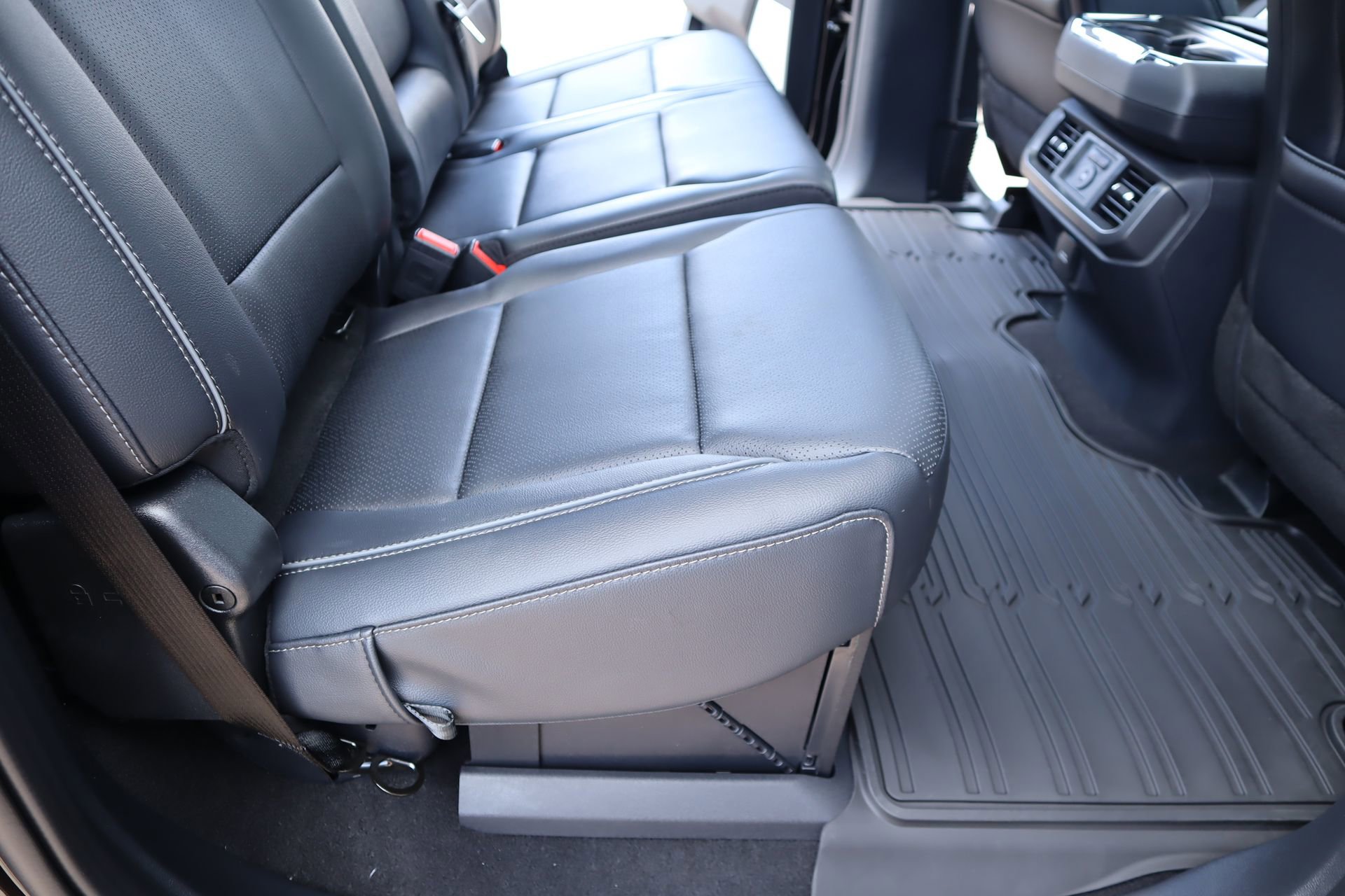 New 2026 Ford F150 Lariat AWD/4WD image 16