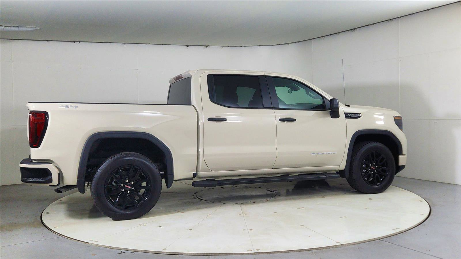 New 2026 GMC Sierra 1500 Pro w/ Graphite Edition image 7