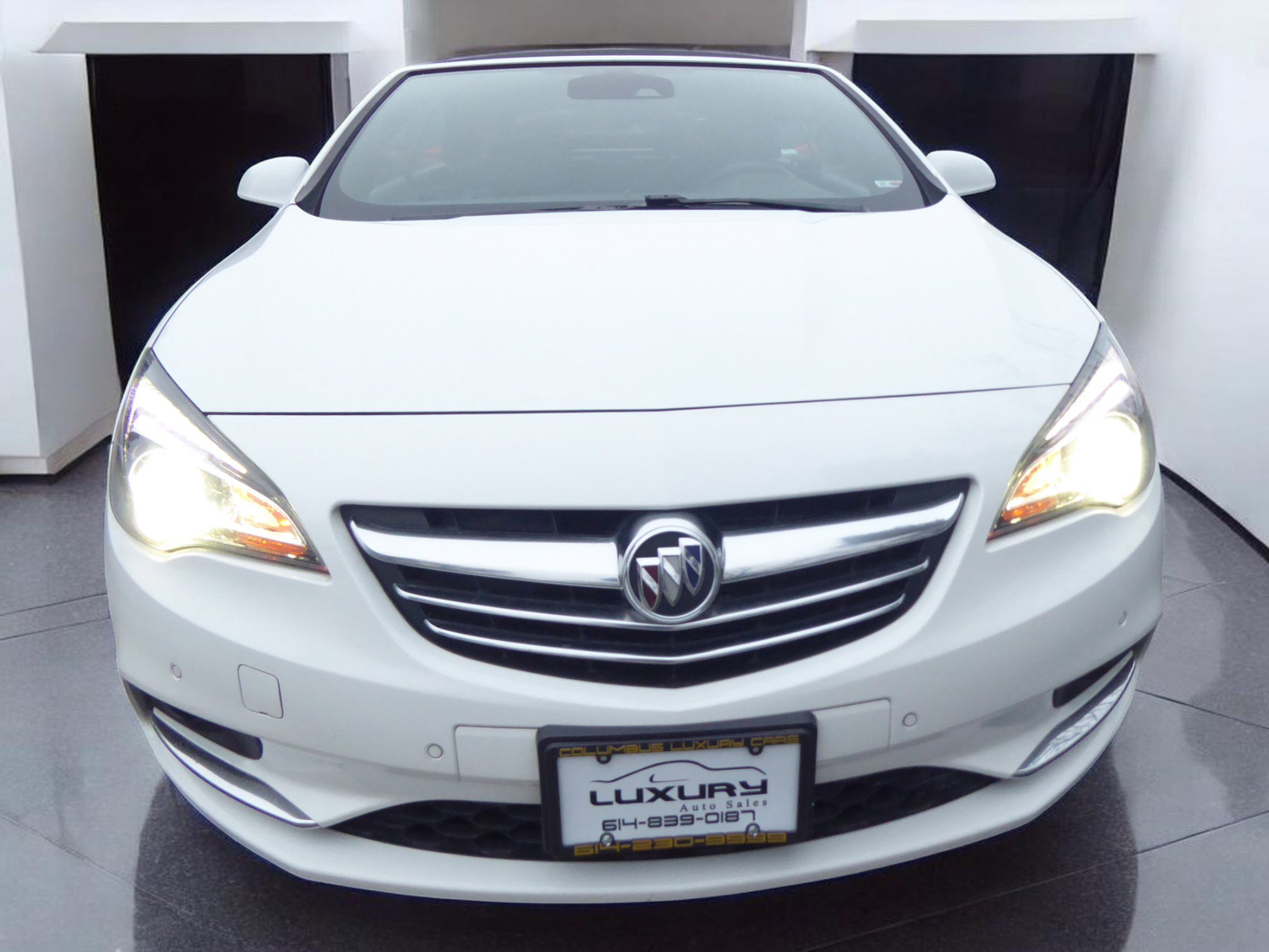 Used 2019 Buick Cascada Premium image 6