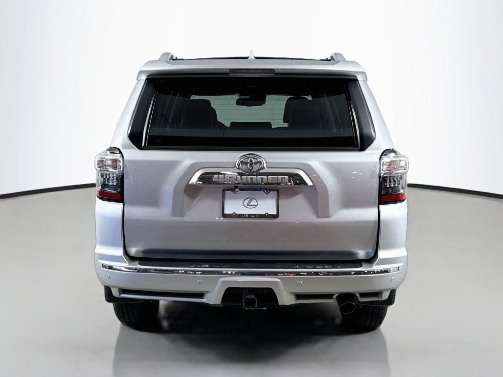 Used 2021 Toyota 4Runner Limited AWD/4WD image 6