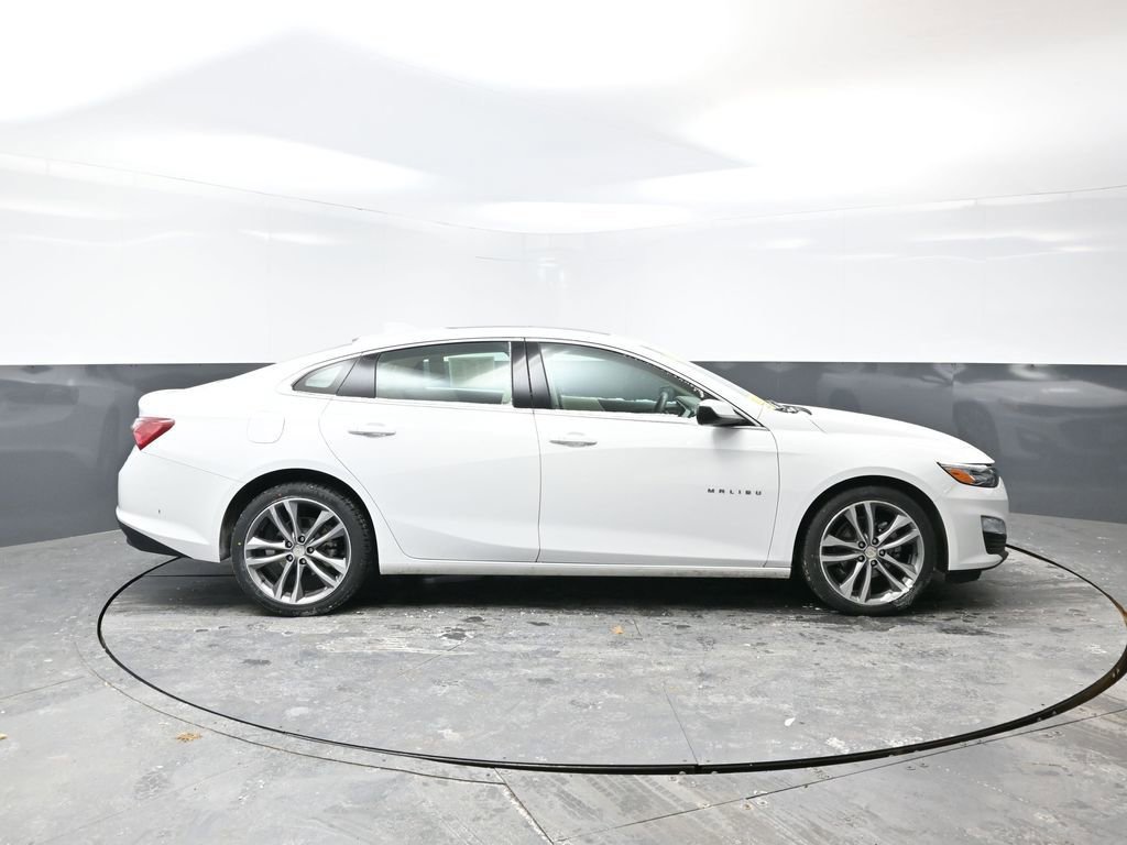 Used 2023 Chevrolet Malibu LT w/ Driver Confidence Package image 4