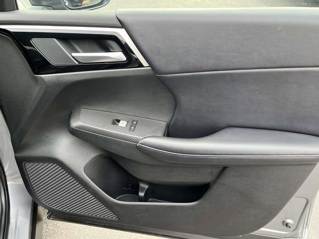 Used 2024 Mitsubishi Outlander SE image 23