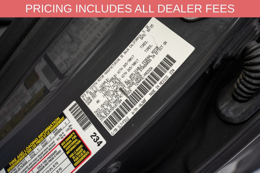 Certified 2025 Toyota Tacoma TRD Off-Road AWD/4WD image 19