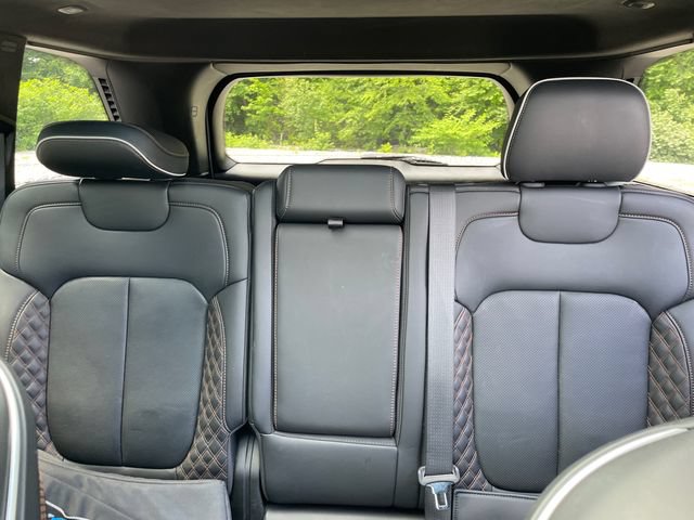 Used 2022 Jeep Grand Cherokee Summit AWD/4WD image 37