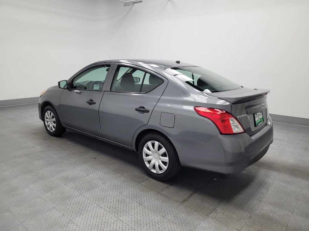 Used 2019 Nissan Versa S Plus image 3