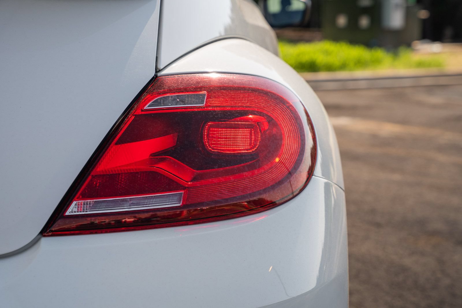 Used 2018 Volkswagen Beetle 2.0T S FWD image 13