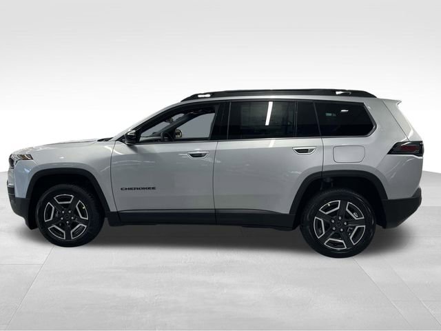 New 2026 Jeep Cherokee Laredo image 4