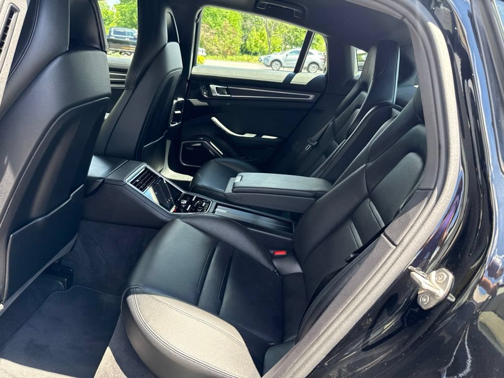 Used 2023 Porsche Panamera 4 Platinum Edition AWD/4WD image 39