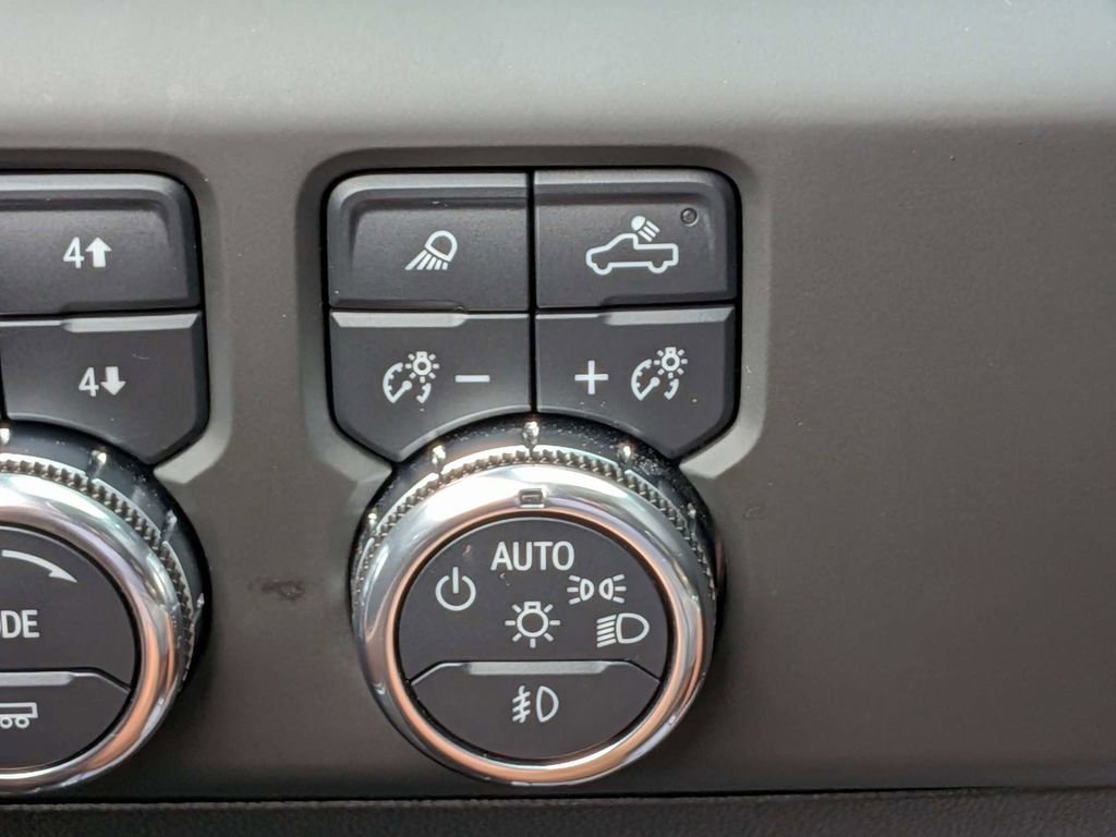 Used 2025 GMC Sierra 2500 Denali Ultimate image 28