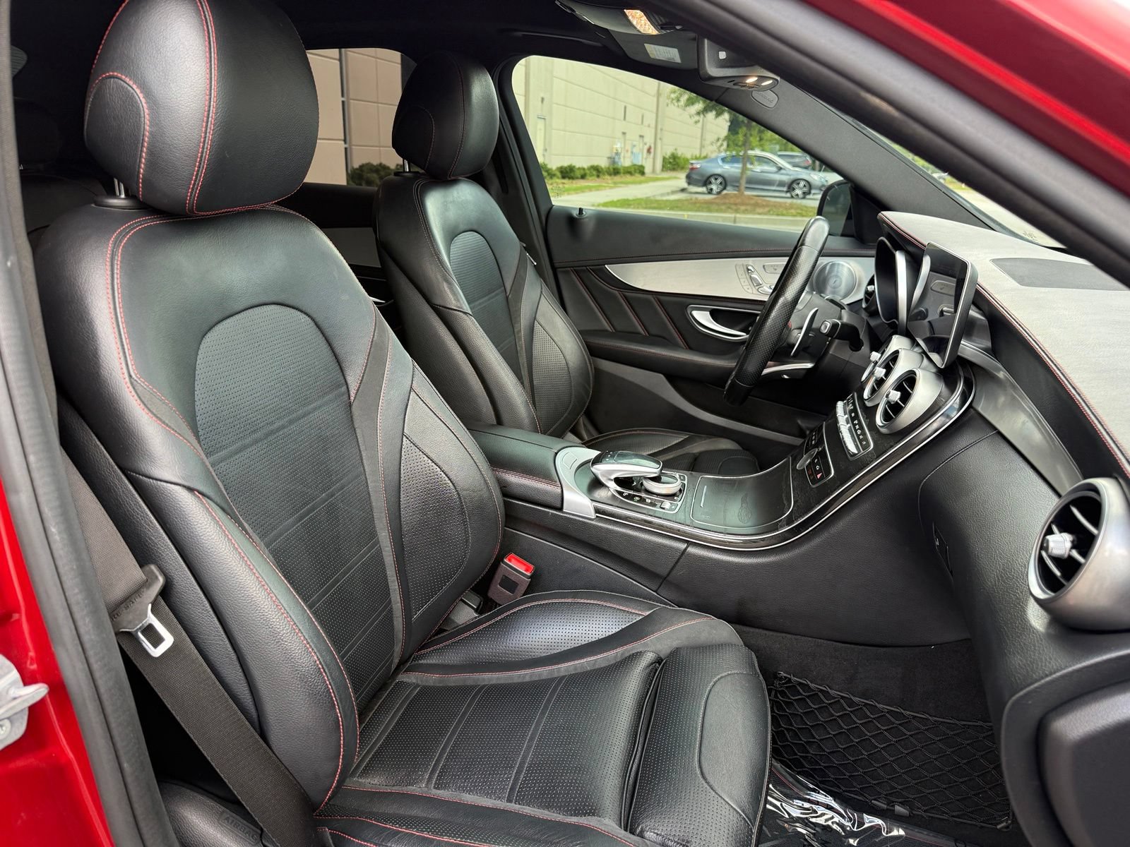 Used 2019 Mercedes-Benz C 43 AMG 4MATIC Sedan w/ Parking Assistance Package image 39