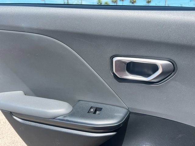 Used 2025 Kia K4 FWD image 26