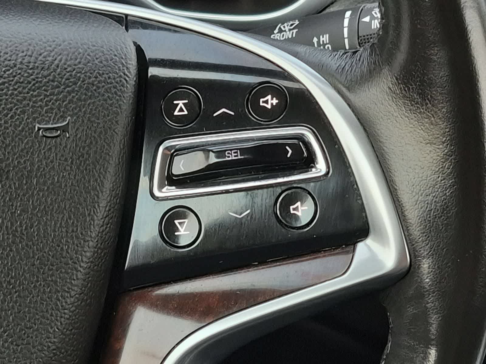 Used 2013 Cadillac SRX Luxury FWD image 26