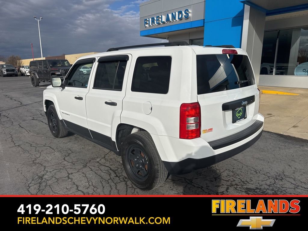 Used 2016 Jeep Patriot Sport image 3