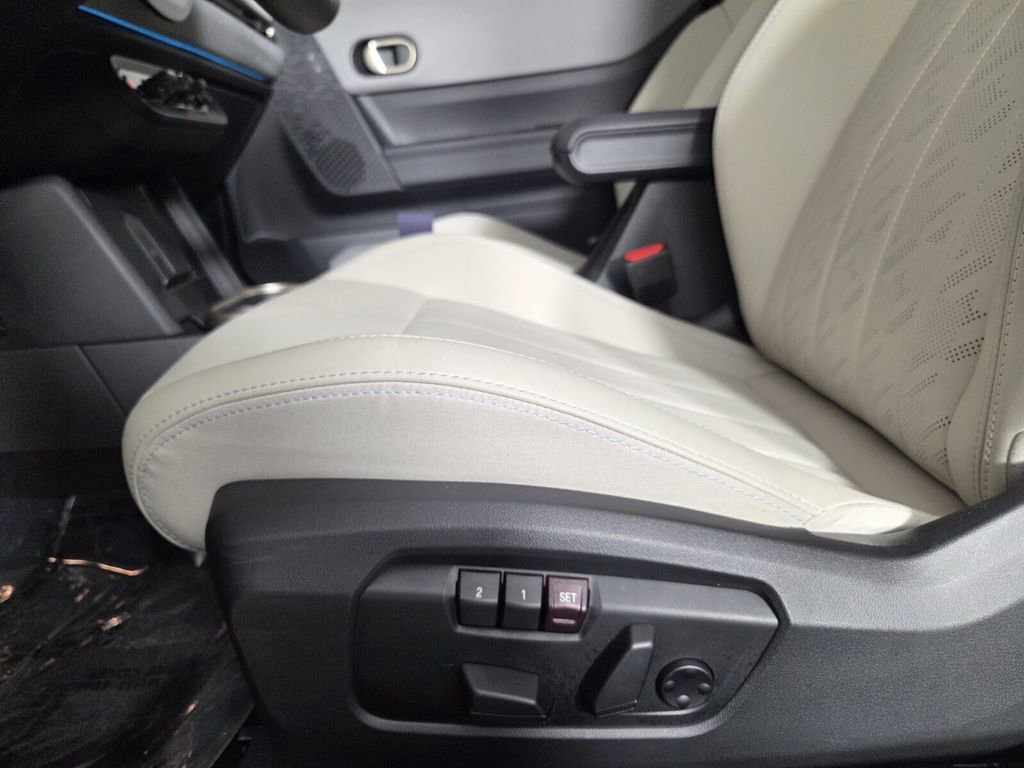 Used 2025 MINI Cooper S image 13