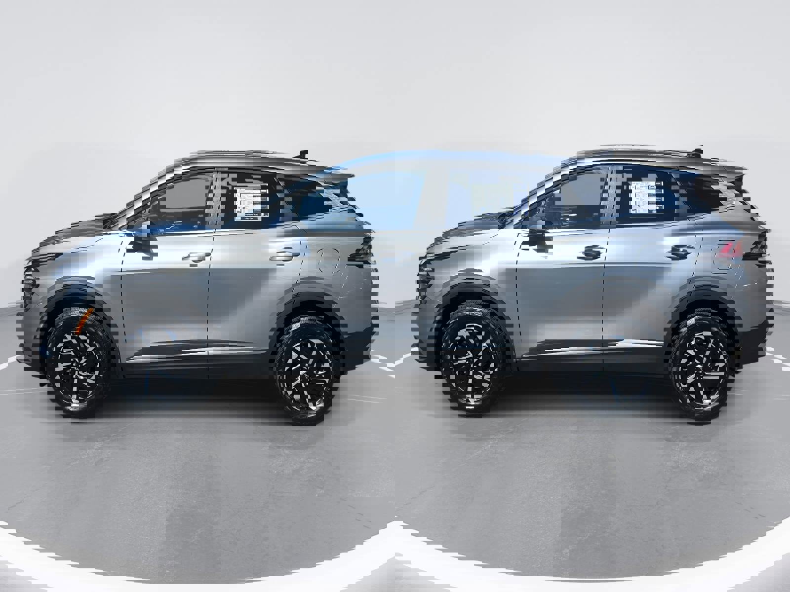 Used 2025 Kia Sportage LX image 8