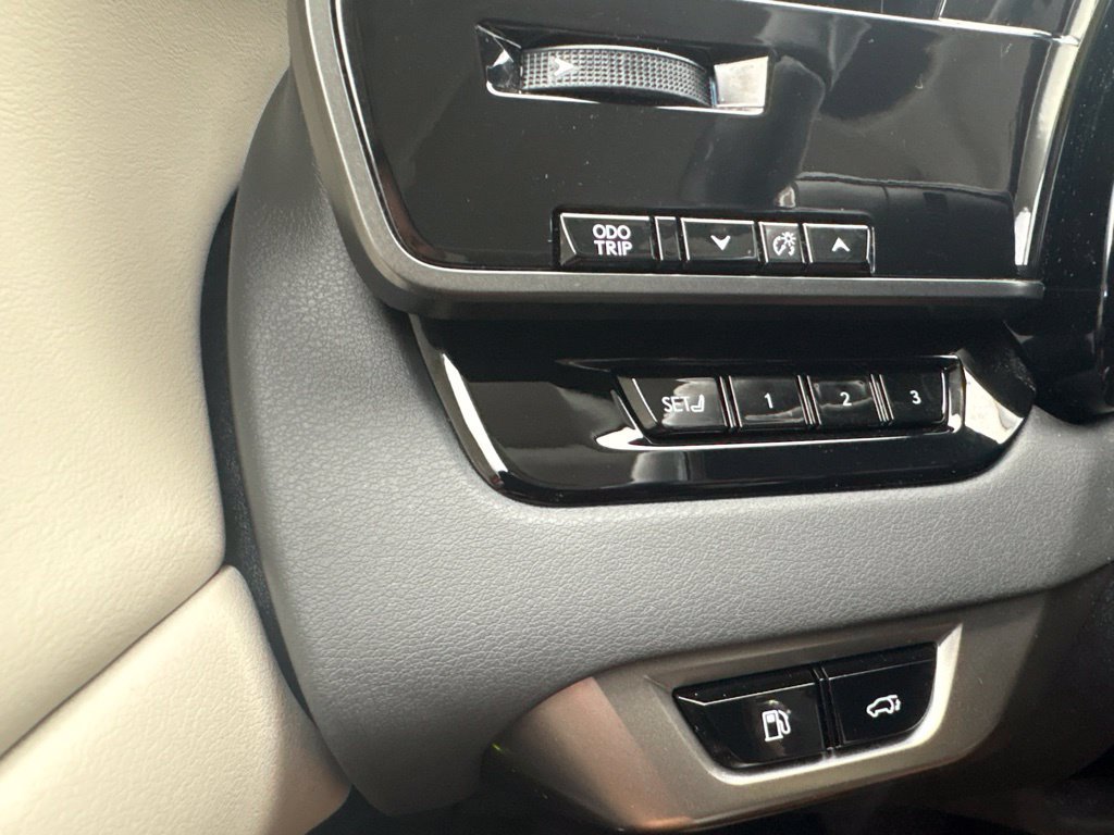 Used 2024 Lexus RX 350 Premium w/ Accessory Package (Z1) AWD/4WD image 39