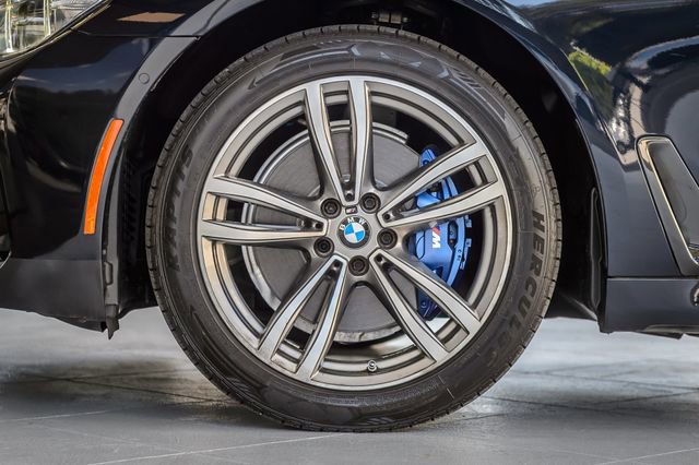 Used 2017 BMW 740i xDrive AWD/4WD image 13