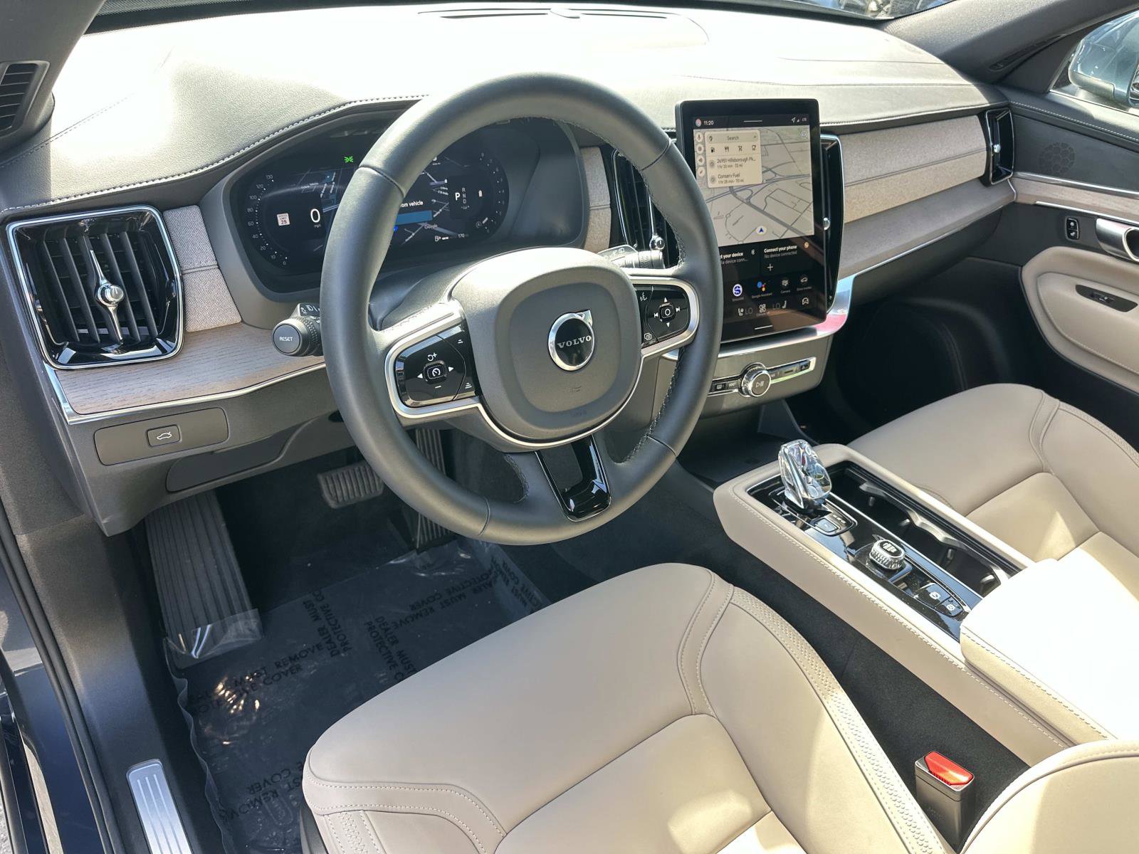 Certified 2026 Volvo XC90 B6 Core image 9
