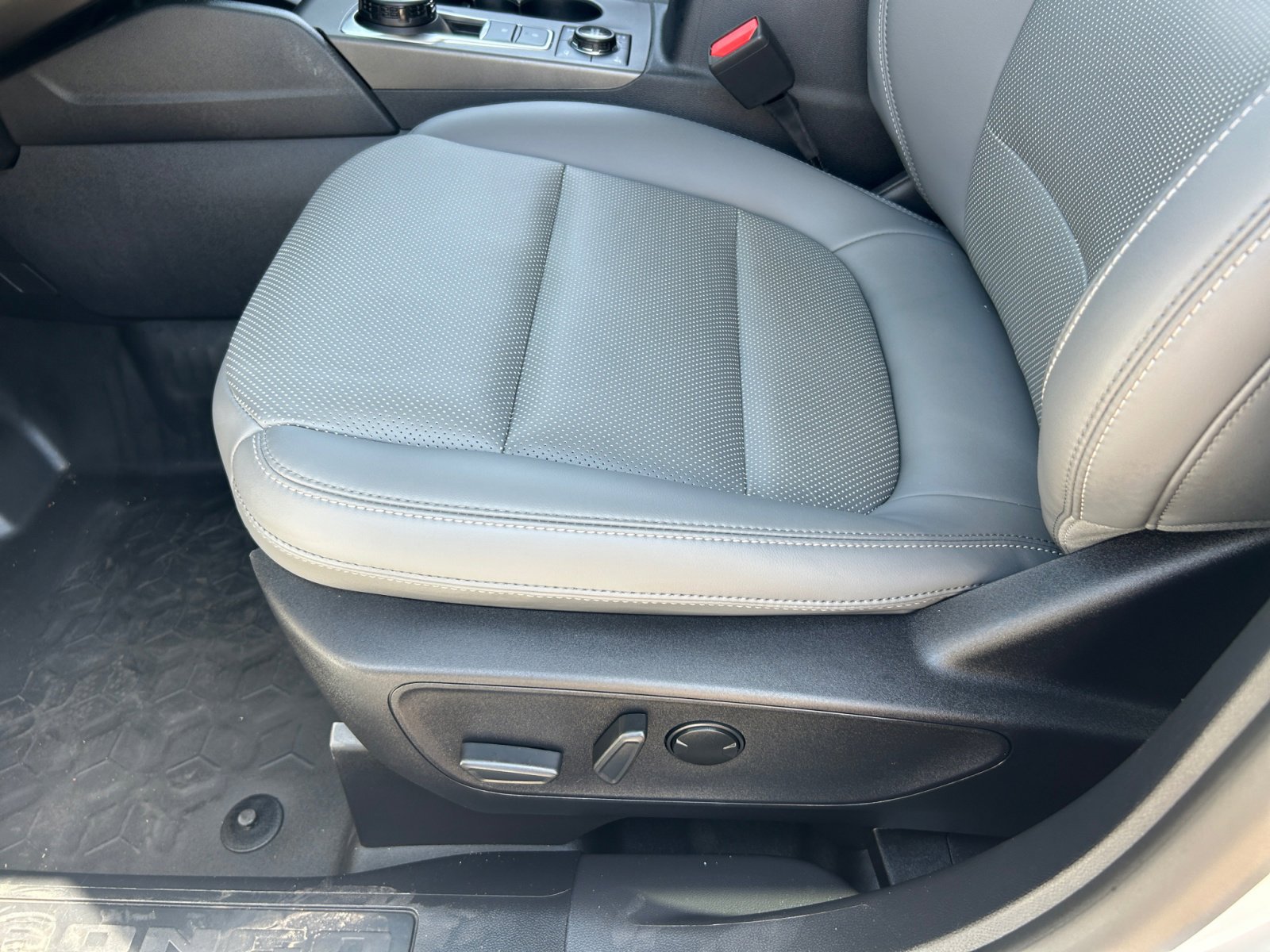 New 2025 Ford Bronco Sport Badlands w/ Badlands Tech Package image 14