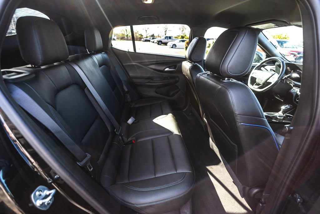 Used 2024 Buick Envista Sport Touring w/ Convenience I Package image 29