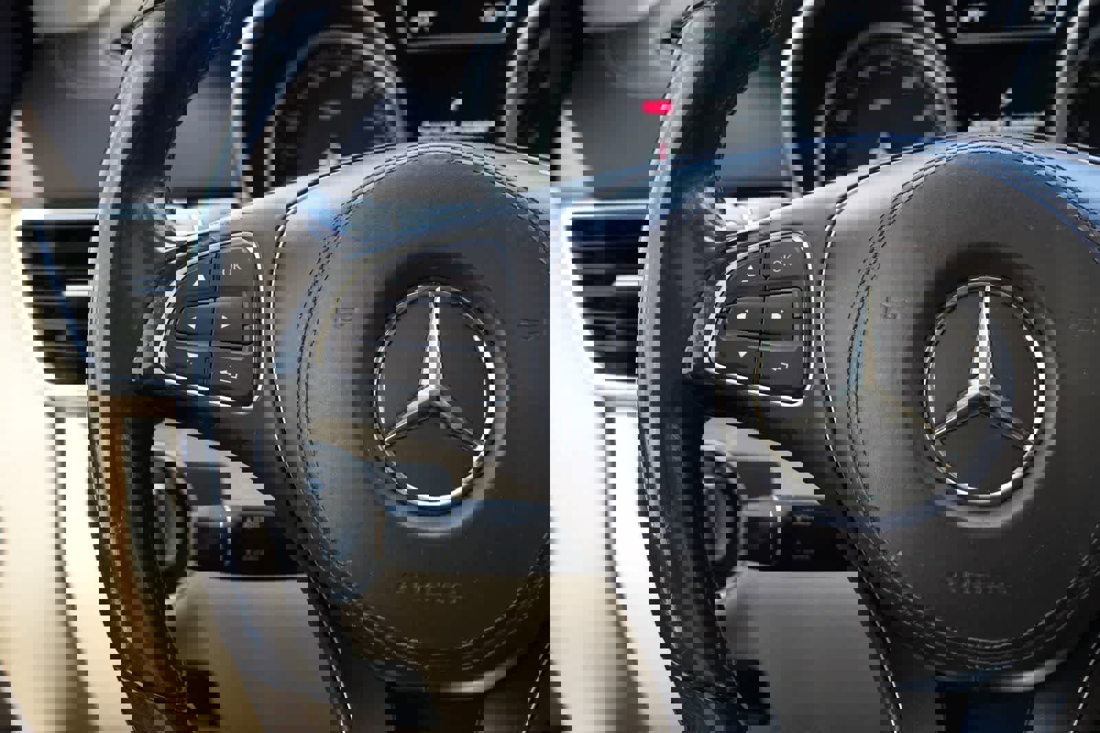 Used 2017 Mercedes-Benz GLS 450 4MATIC image 10