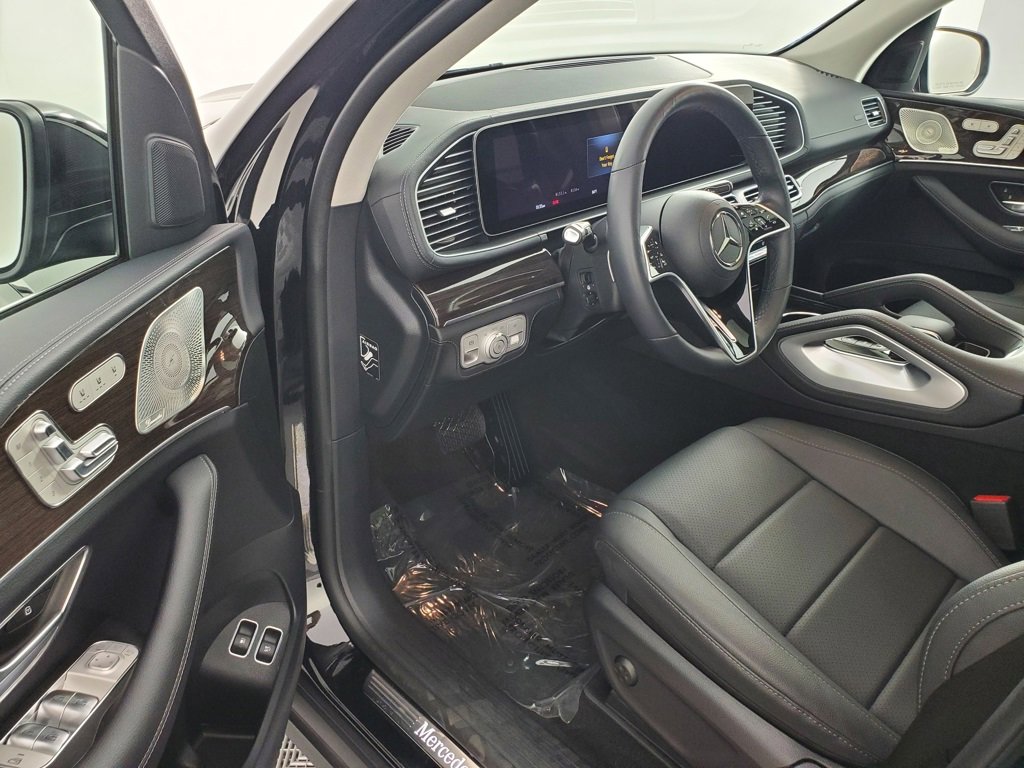 Used 2025 Mercedes-Benz GLE 450e 4MATIC image 10