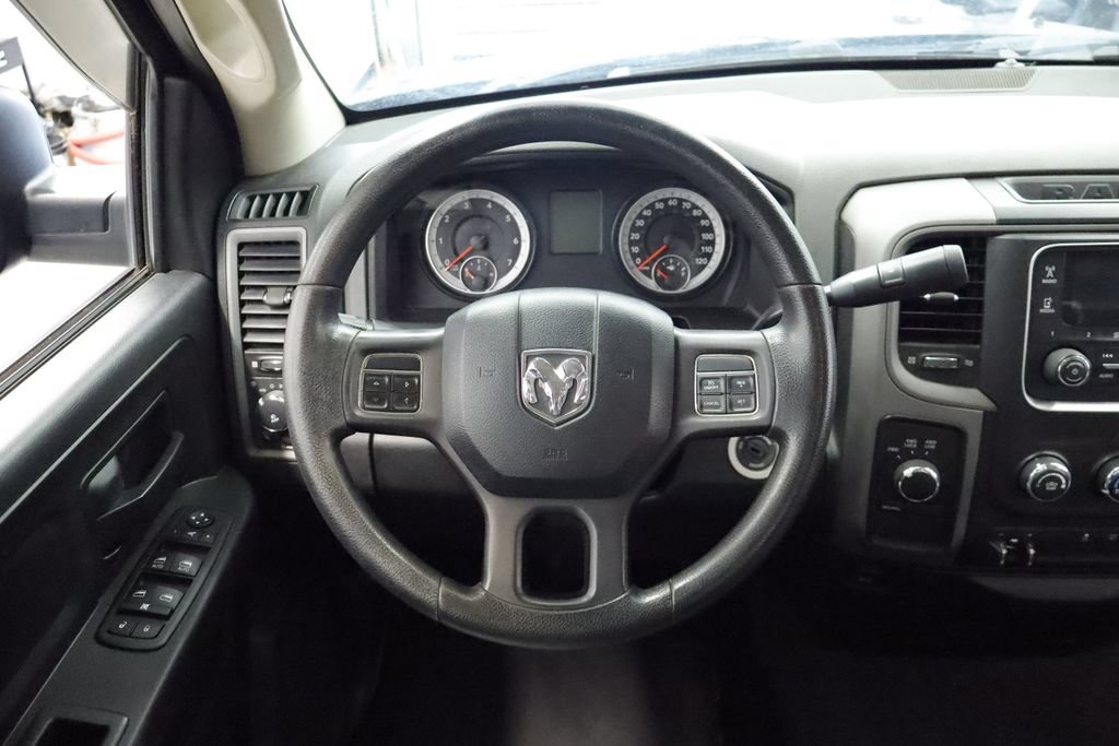 Used 2014 RAM 1500 Express AWD/4WD image 16