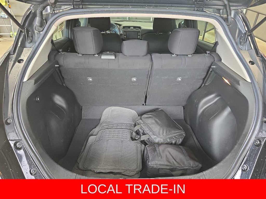 Used 2022 Nissan Leaf SV w/ SV Technology Package FWD image 13