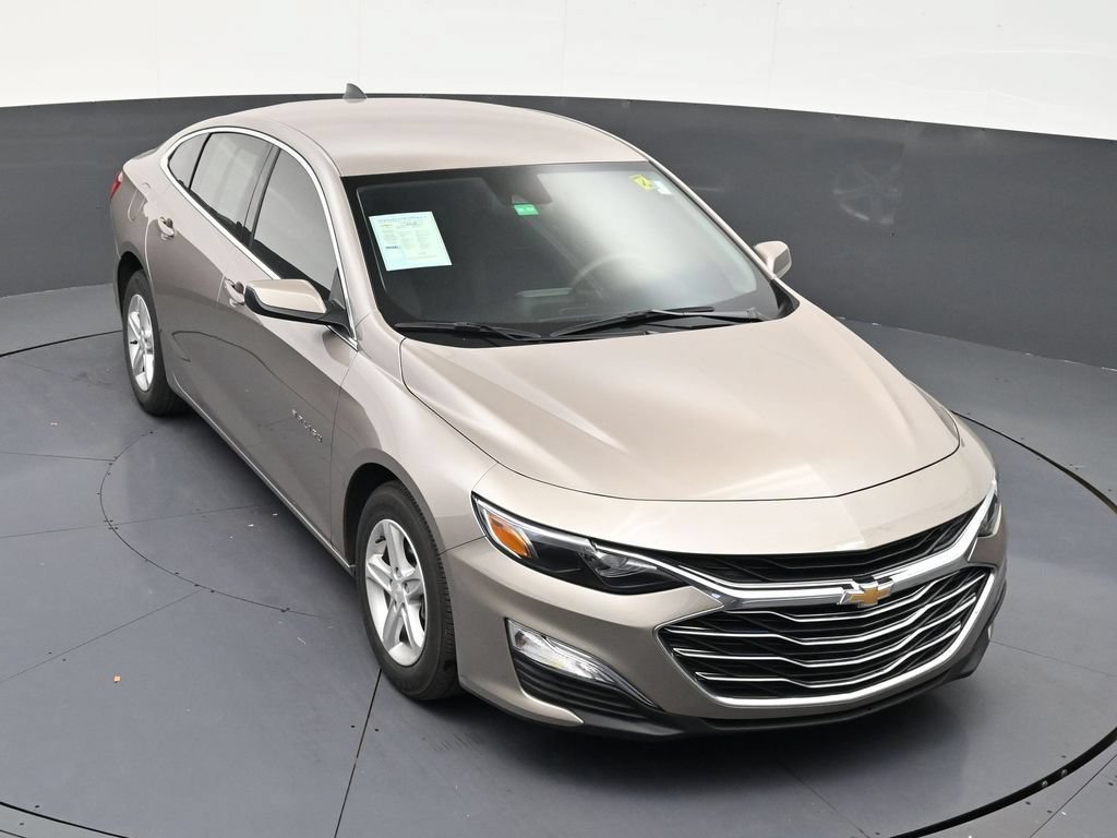 Used 2025 Chevrolet Malibu LS FWD image 19