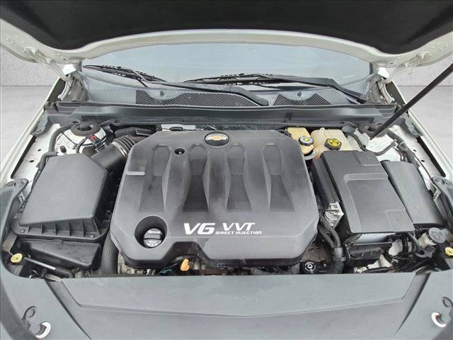 Used 2017 Chevrolet Impala Premier w/ Enhanced Convenience Package FWD image 20