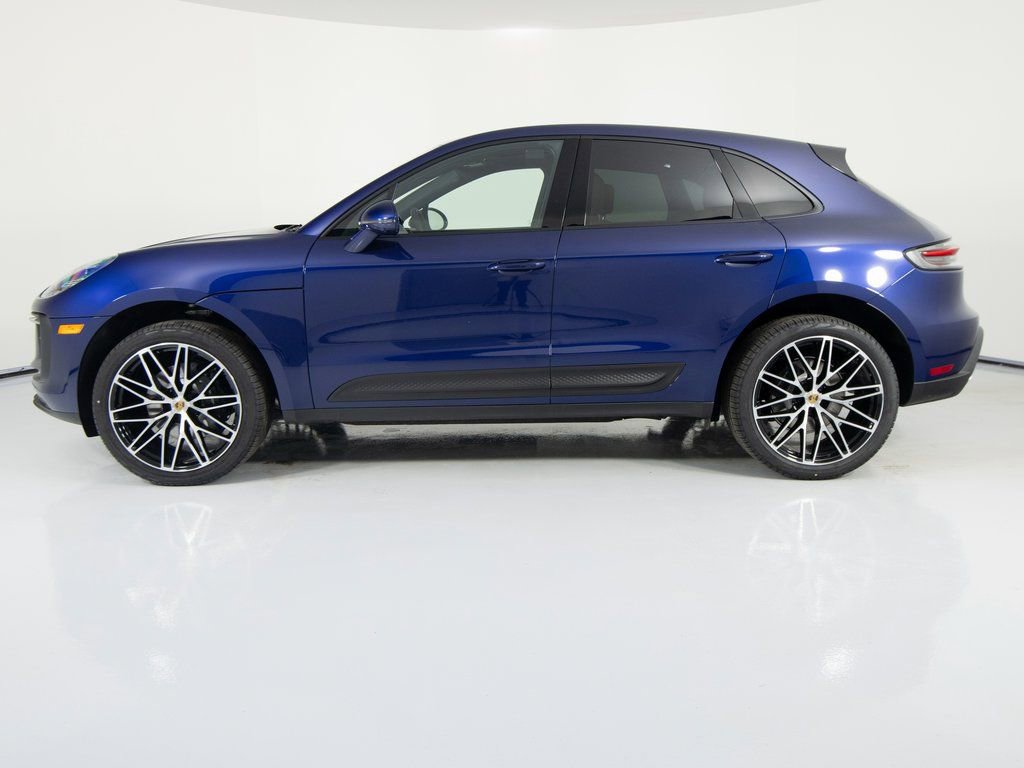 New 2026 Porsche Macan image 2