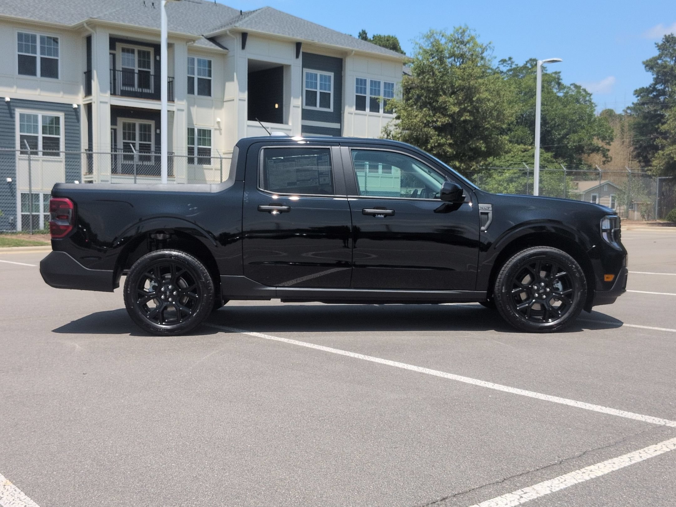 New 2026 Ford Maverick XLT w/ Equipment Group 301A AWD/4WD image 3