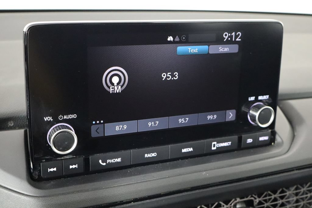Used 2023 Honda Accord EX image 28