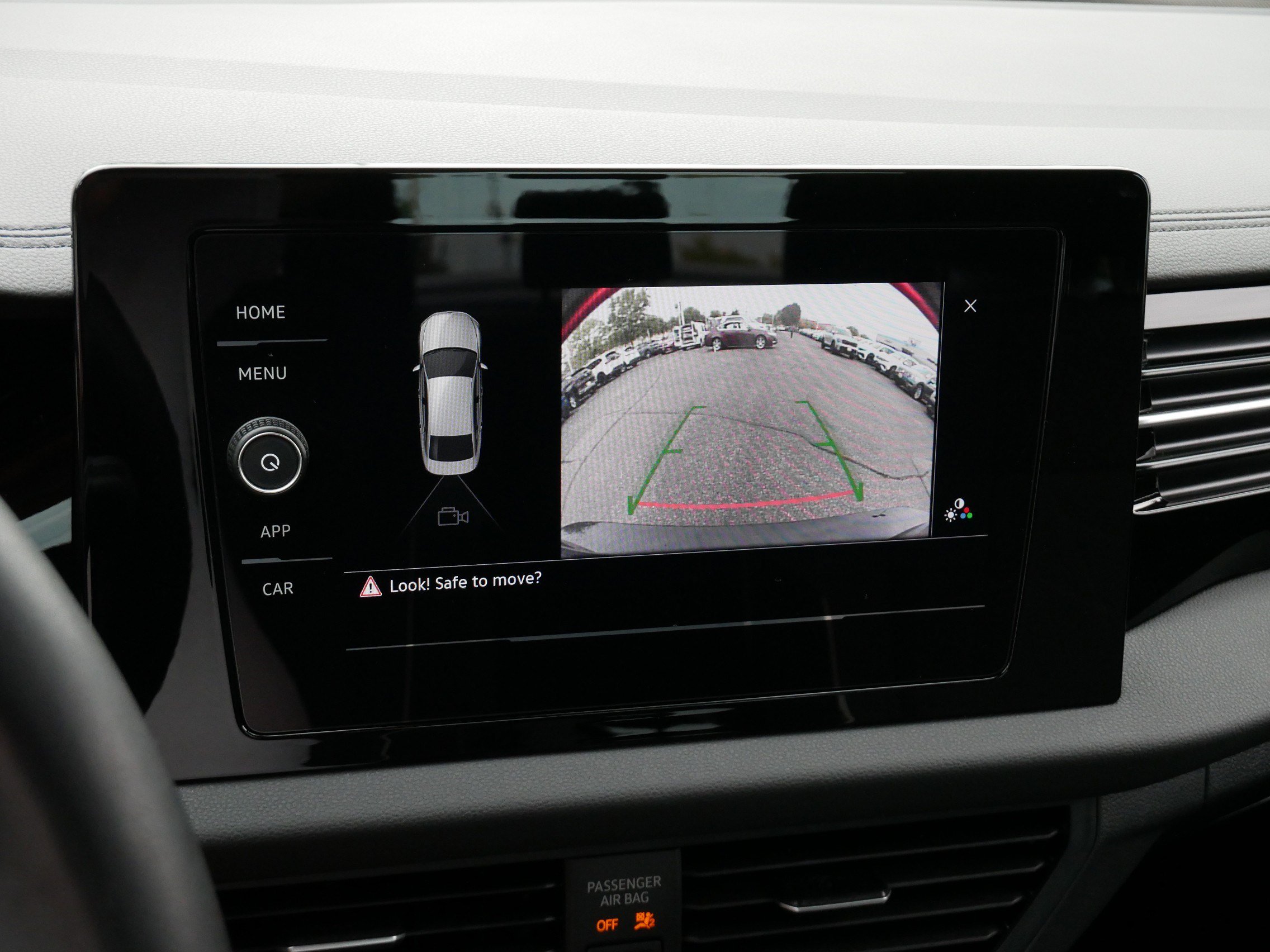 Certified 2025 Volkswagen Jetta Sport FWD image 28