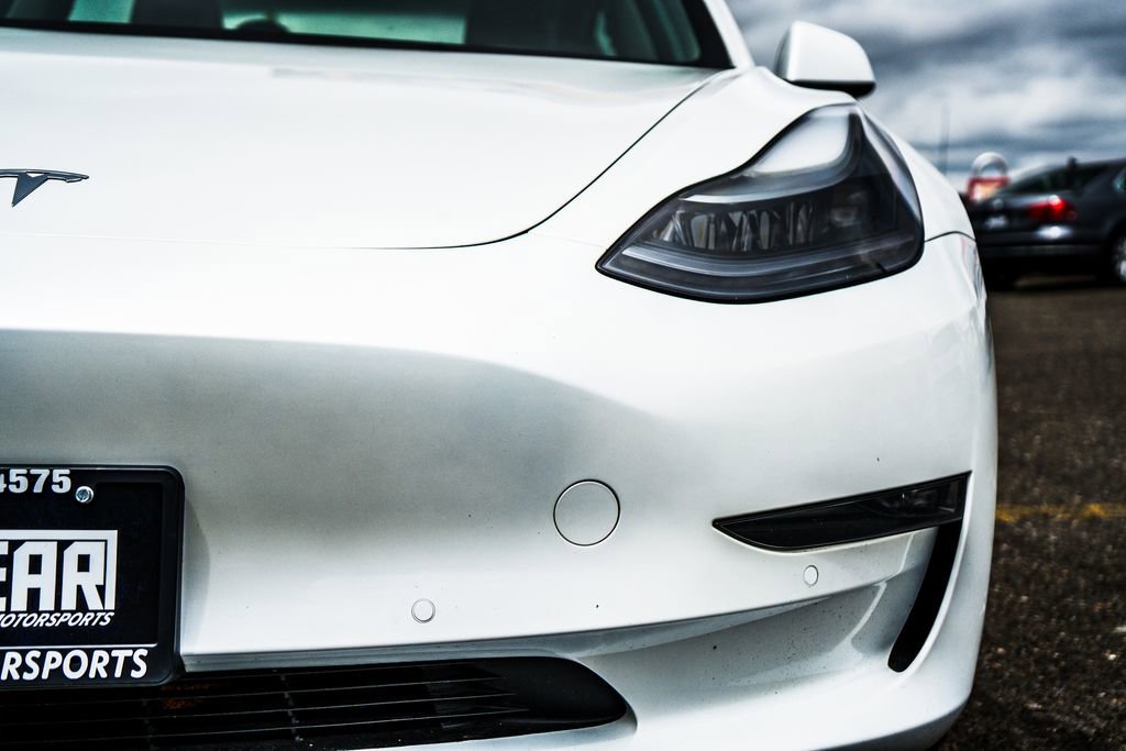 Used 2022 Tesla Model 3 Long Range AWD/4WD image 9