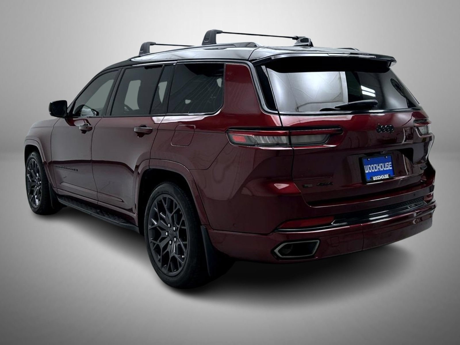 Used 2023 Jeep Grand Cherokee L Summit AWD/4WD image 7