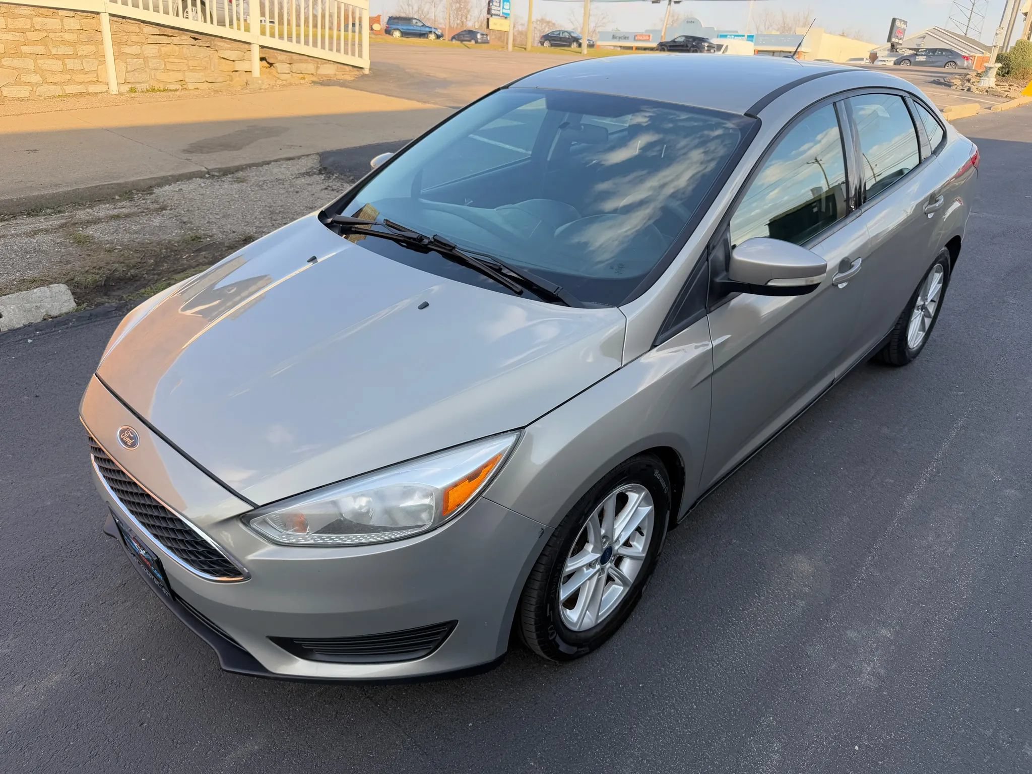 Used 2015 Ford Focus SE FWD image 13