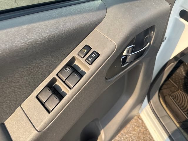 Used 2018 Nissan Frontier SV RWD image 16