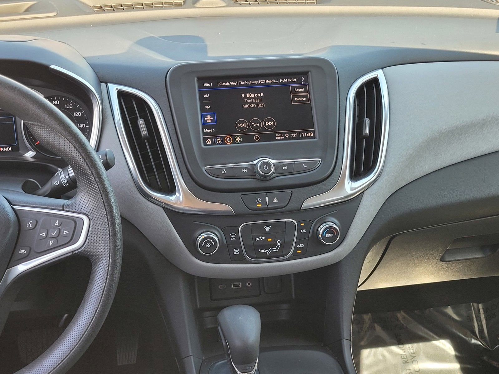 Used 2022 Chevrolet Equinox LT image 14