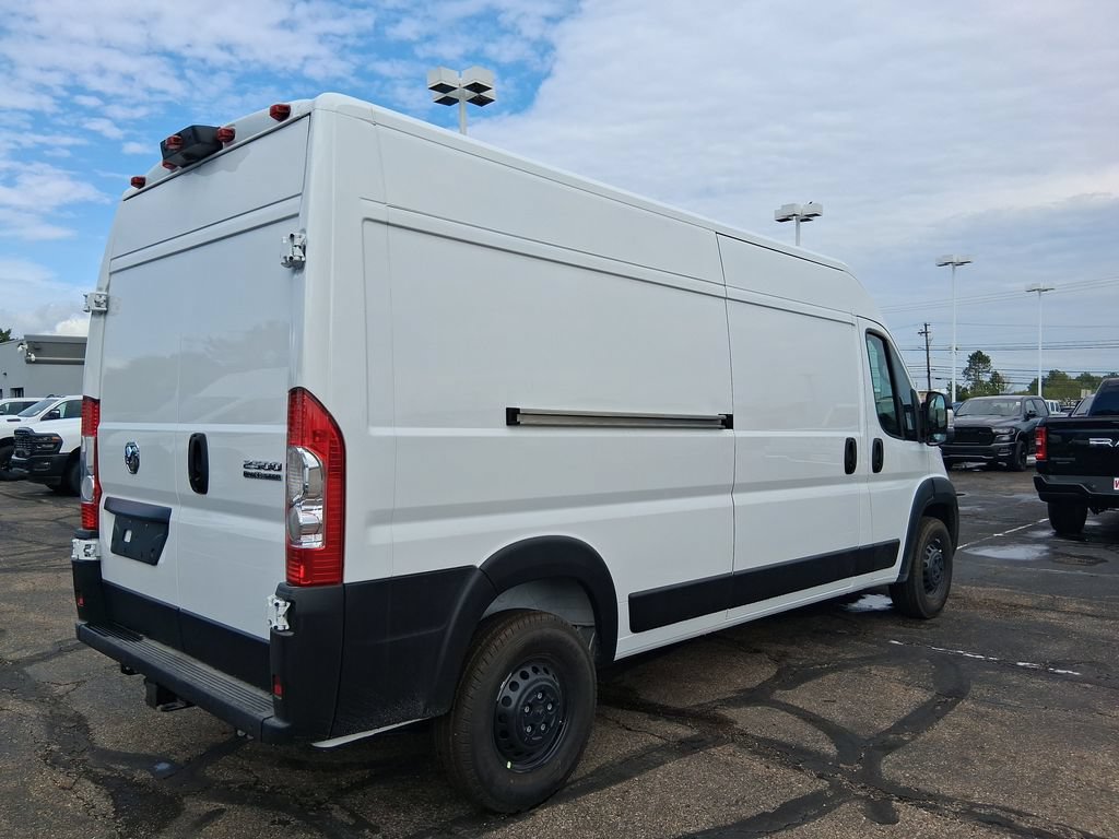 New 2026 RAM ProMaster 2500 w/ Convenience Group FWD image 7