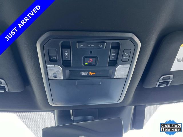 Used 2025 Toyota Sequoia Capstone image 38